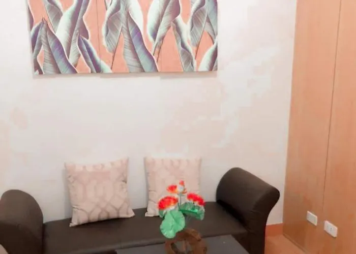 Trees Residences Quezon City P&p Homestay Aparthotel *